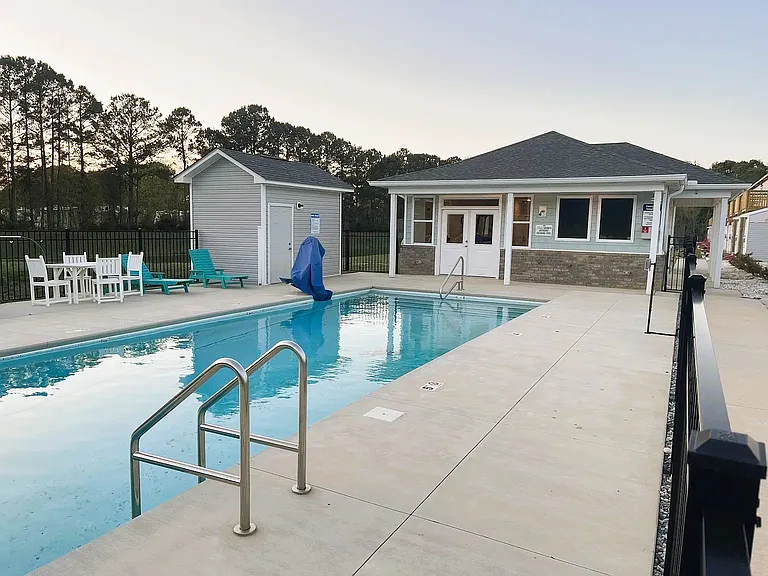 606 Windsurfing Ln — Photo 3