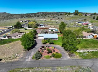 606 Duke Ct, Hines, OR 97738