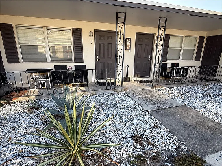 2216 Fillmore St #1-10 — Photo 18