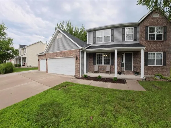 1122 Buran Dr, O Fallon, IL 62269