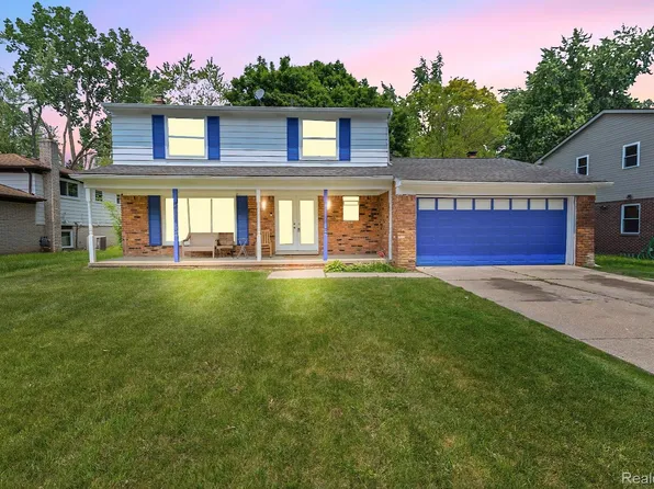 19800 Cherry Hill St, Southfield, MI 48076
