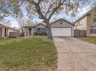 6414 Maverick Oak Dr, San Antonio, TX 78240