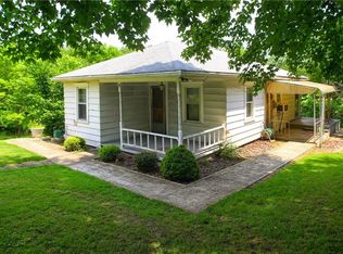2550 Nicholson Rd, Sewickley, PA 15143