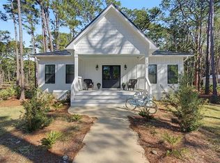 130 Dewberry St, Dauphin Island, AL 36528