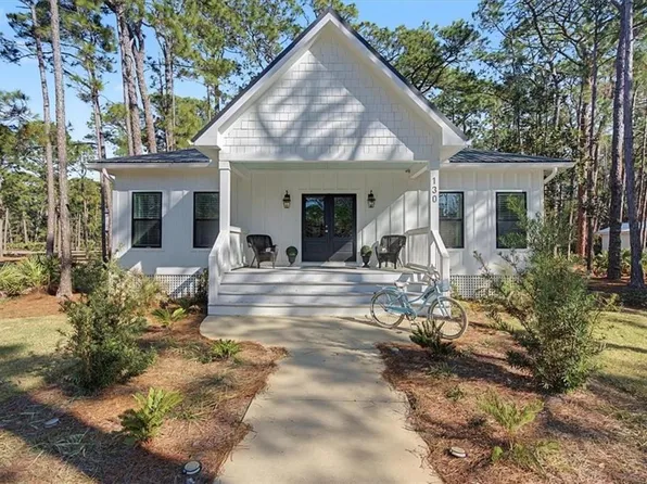 130 Dewberry St, Dauphin Island, AL 36528