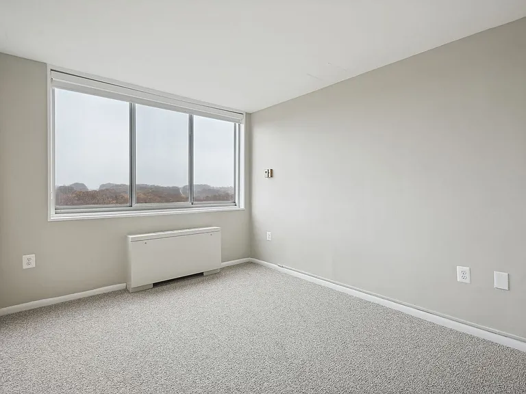 10401 Grosvenor Pl #1624 — Photo 15