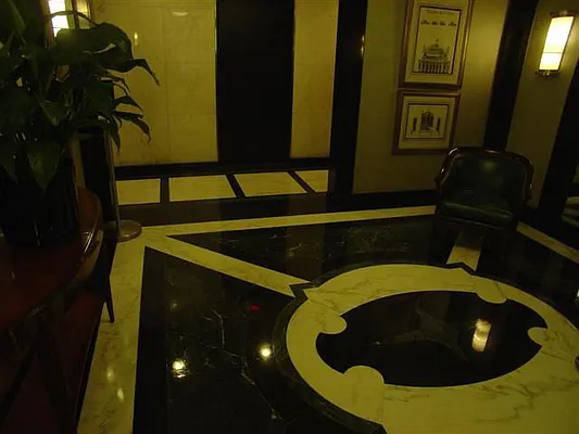 Rented by Luxury Habitat | media 26