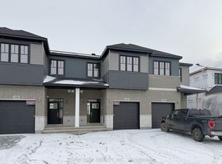 1061 Acoustic Way, Ottawa, ON K4M0L6