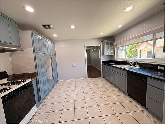 3rd image of 1222 S Gladys Ave #A