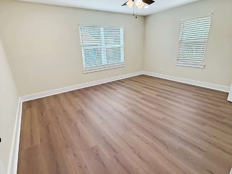 239 N K St — Photo 14