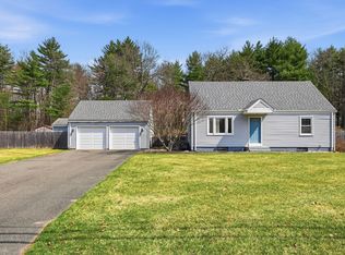 62 Millbrook Dr, East Longmeadow, MA 01028