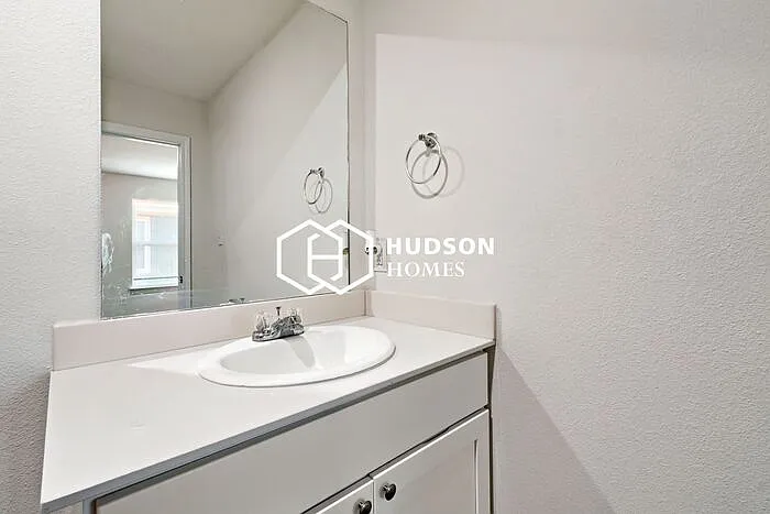 1426 Plum St — Photo 11