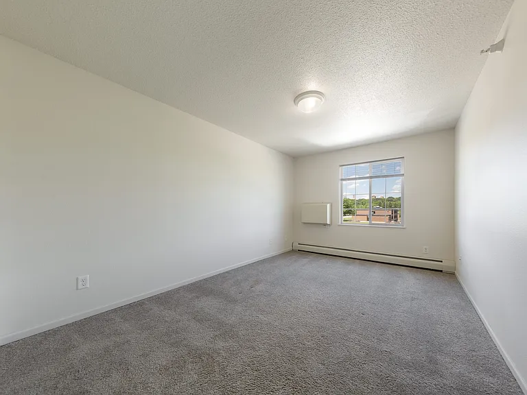 Washington Village West — Photo 21