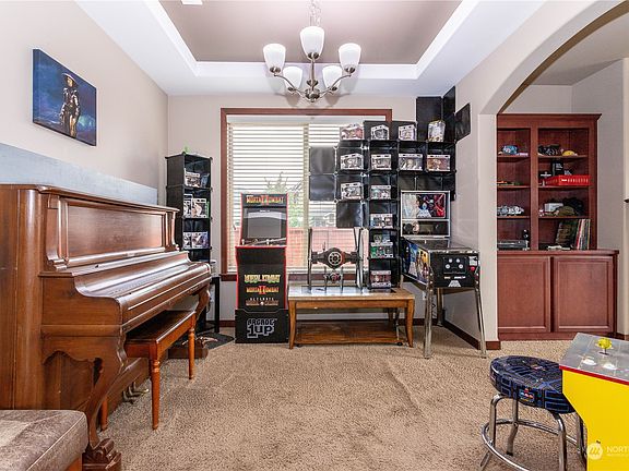 5th image of 20521 79th Avenue E
