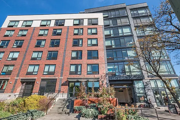 Rented by Triumph Property Group | media 7