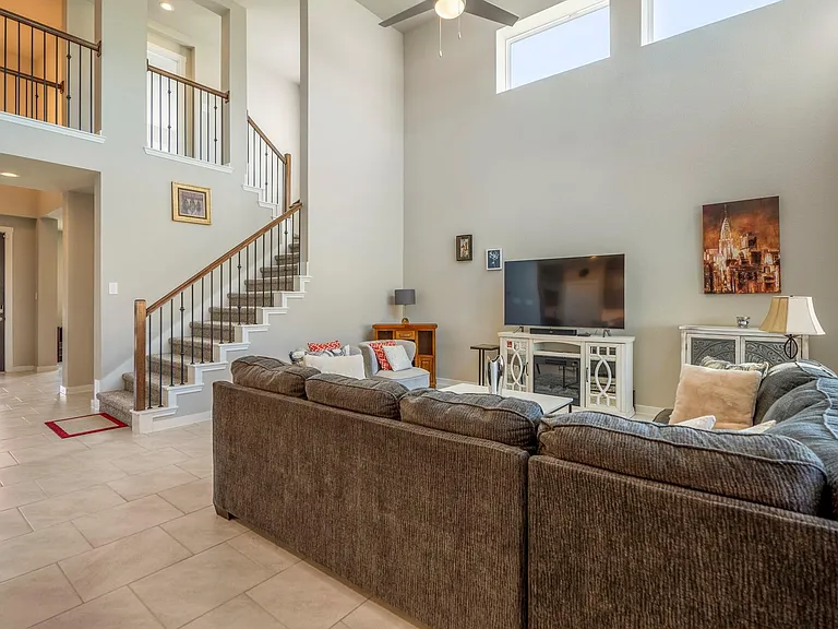 28458 Hazel Trl — Photo 11