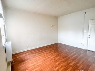 2975 Leeward Ave, Los Angeles, CA 90005