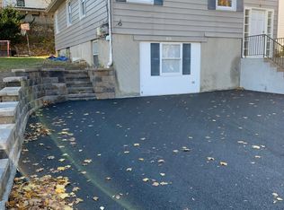 1878 Railroad Ave, Yorktown Heights, NY 10598