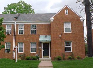 2221 40th St NW APT 1, Washington, DC 20007