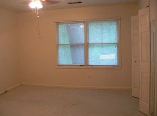 190 Williamsburg Way, Fayetteville, GA 30214