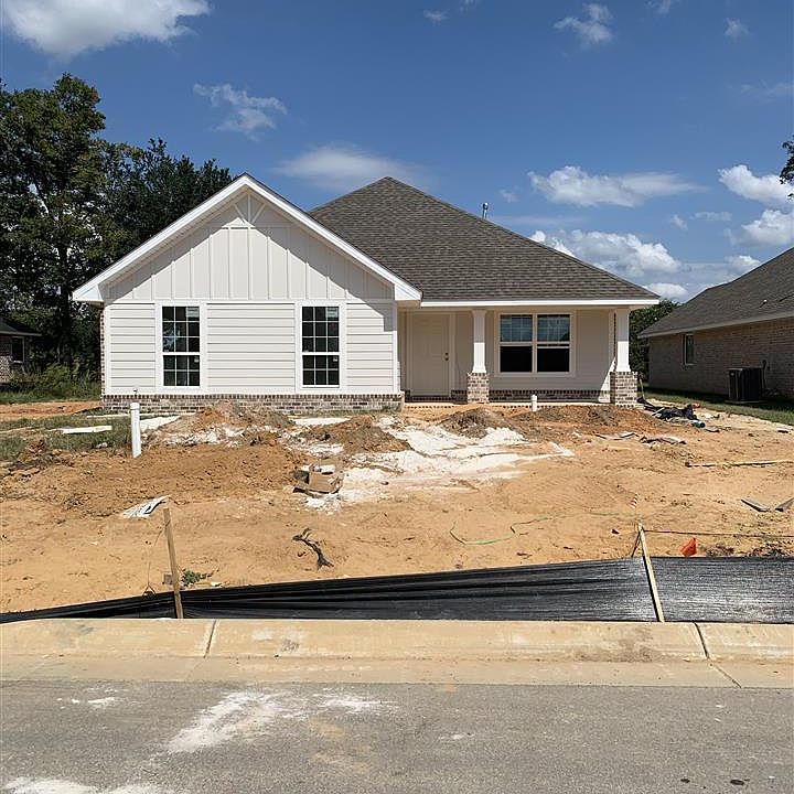 1st image of 6127 Twenty One Oaks Dr