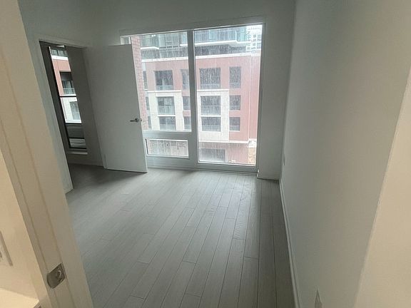 5th image of 4010 Eglinton Ave W #413