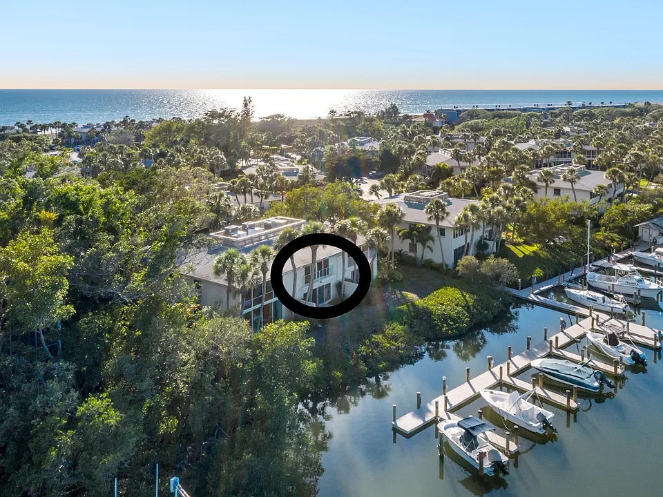 6700 Gulf Of Mexico Dr #121
