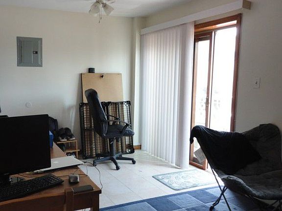 4th image of 1043 47th Ave APT 4D