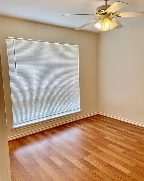 205 Landsburg Ct — Photo 19
