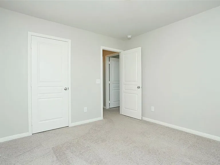 1123 Cloud Croft Ln — Photo 26