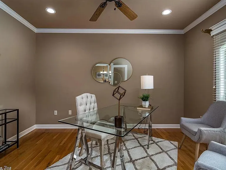 20 Bristol Ct — Photo 24