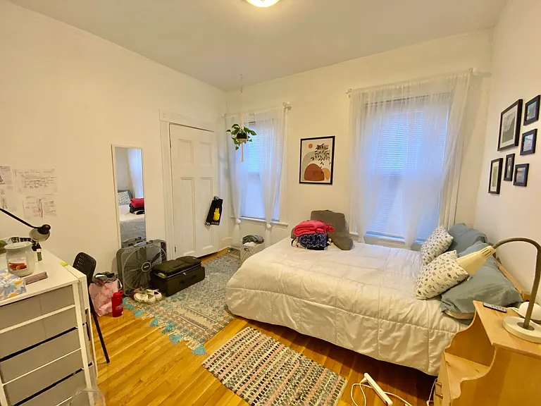 13 Higgins St #1 — Photo 11