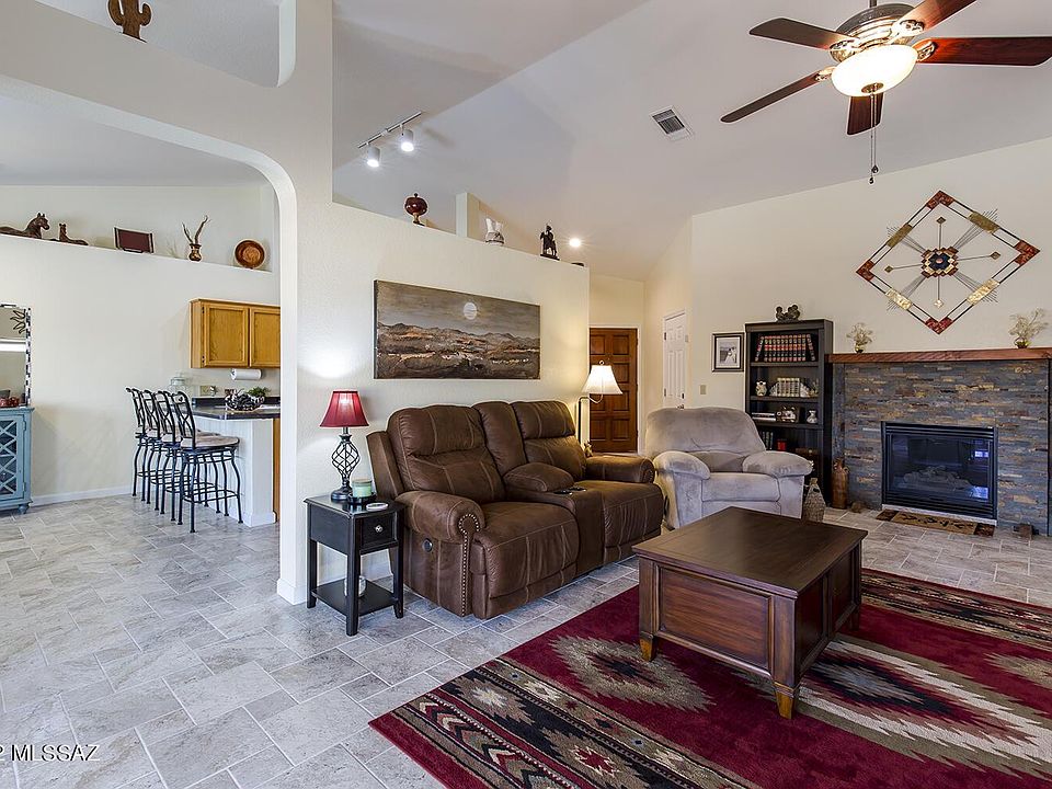 1st image of 1501 W Canyon Shadows Ln