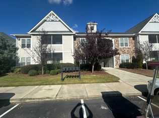 330 Gallery Dr APT 302, Spring Lake, NC 28390