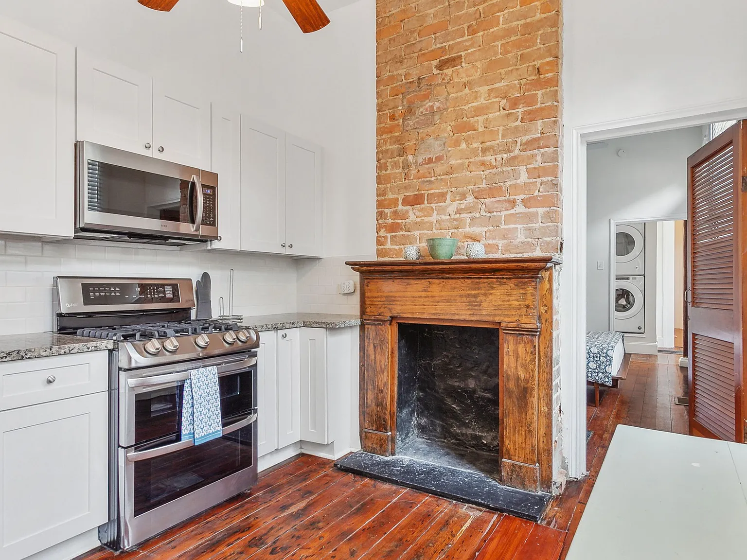 1 bed, $3,200 — Photo 2
