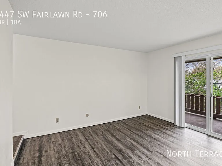 Fairlawn Flats — Photo 126