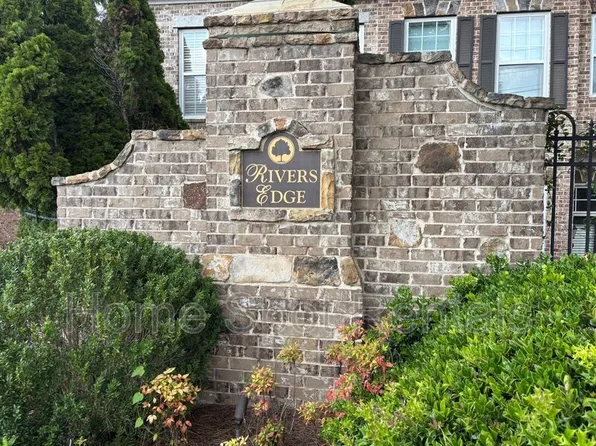 2664 Rivers Edge Dr NE, Atlanta, GA 30324