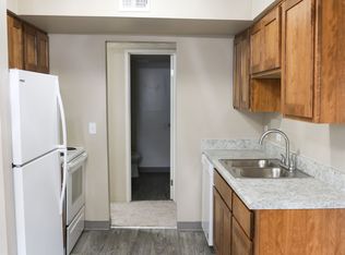 Cottonwood Apartments, Council Bluffs, IA 51501