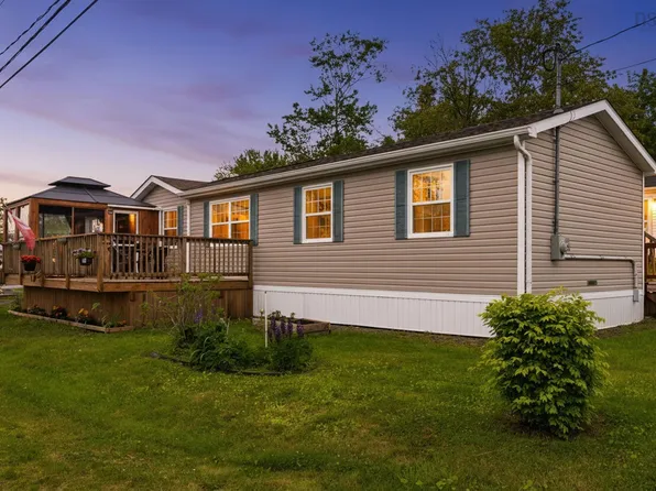 1 Sneezy Ave, Lake Echo, NS B3E 1C4