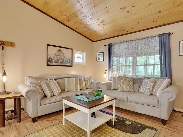 41 Courtside Ct — Photo 27