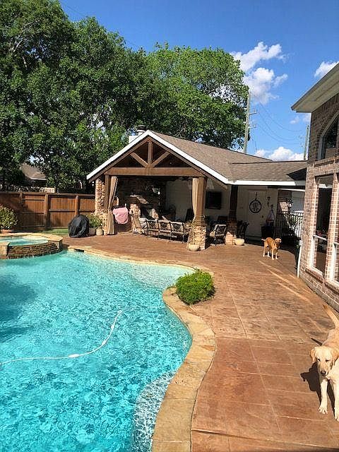 1st image of 23650 Litchfield Bend Ln