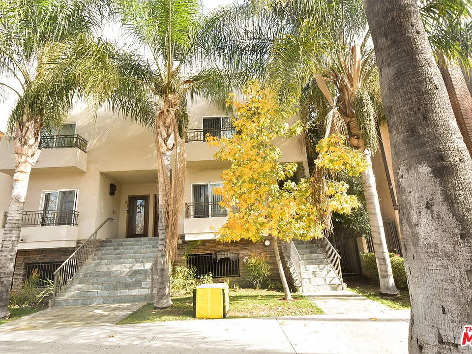 4428 Fulton Ave #103
