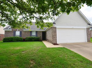 8118 Manhatten Dr, Southaven, MS 38671
