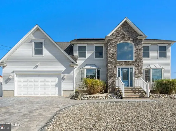 1112 Albatross Ct, Forked River, NJ 08731