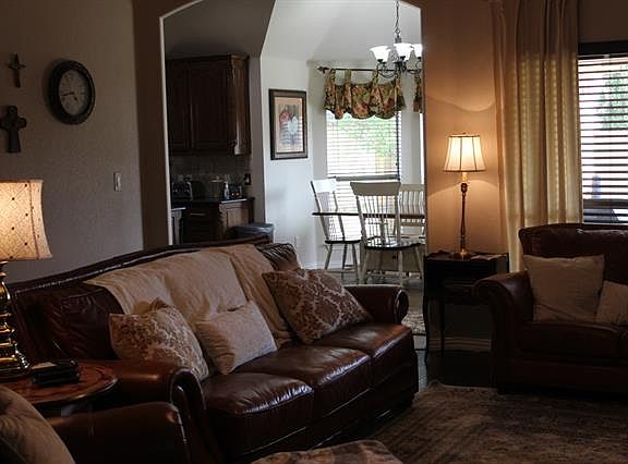 3rd image of 183 Winged Foot Dr