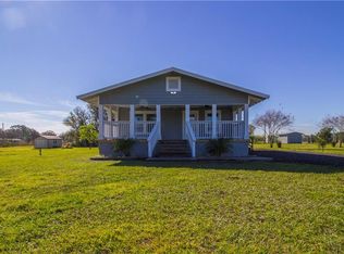 4911 W Knights Griffin Rd, Plant City, FL 33565