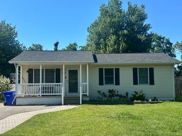 952 Monroe Manor Rd, Stevensville, MD 21666