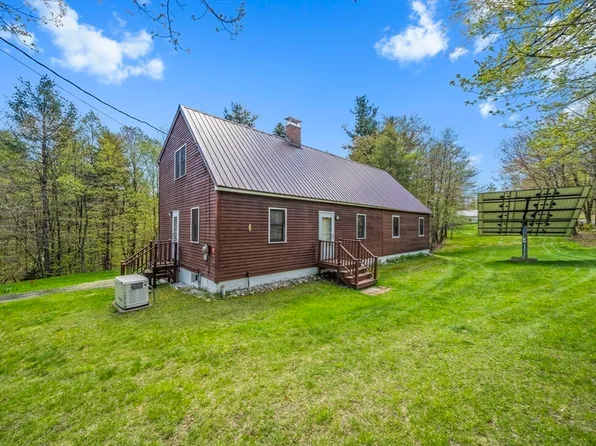 215 Trouble St, Cummington, MA 01026