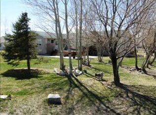 10 Range View Dr, Cody, WY 82414