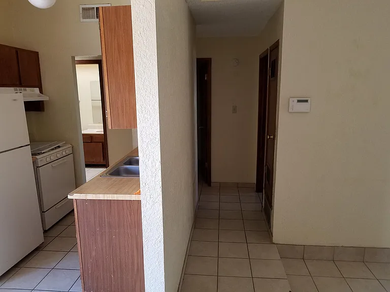 5940 Deer Ave — Photo 4